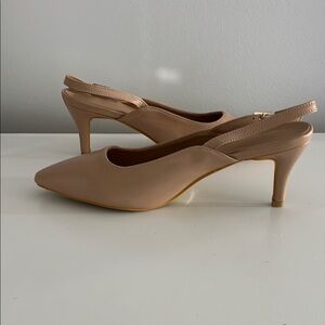Elegant Tan Slingback Heels